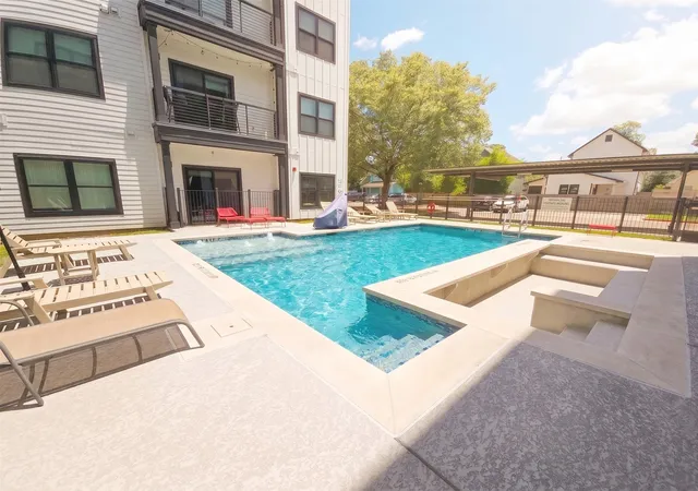 39th image of 3101 Govalle Ave #113, Austin, TX 78702 | MLS# 5490911