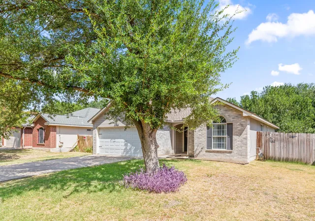 3rd image of 130 Riley Cv, Kyle, TX 78640 | MLS# 9433358