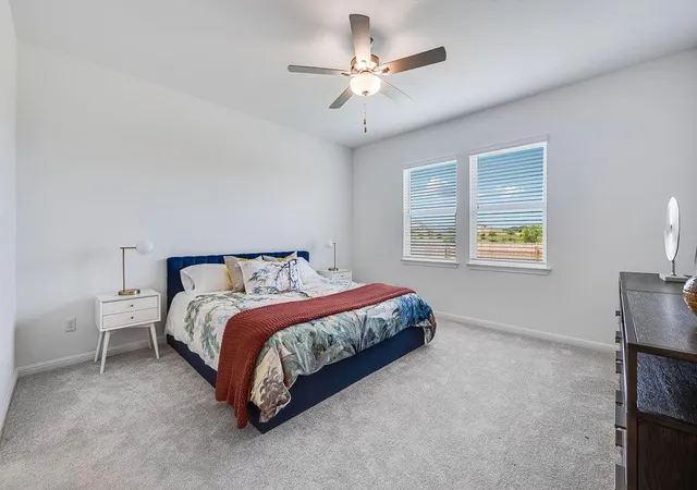 Photo 4 of Single family home for sale at 207 Crumpton Way, Hutto, TX 78634 | MLS# 1908250 | Listing updated on 2026-10-27