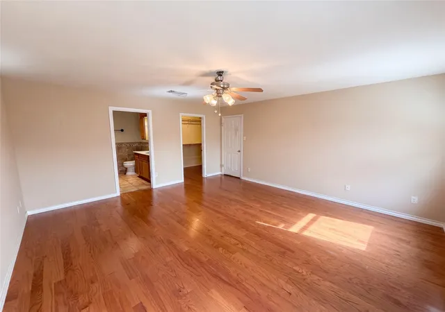 Photo 3 of Single family home for sale at 507 Decker Dr, Hutto, TX 78634 | MLS# 7696807 | Listing updated on 2026-10-15