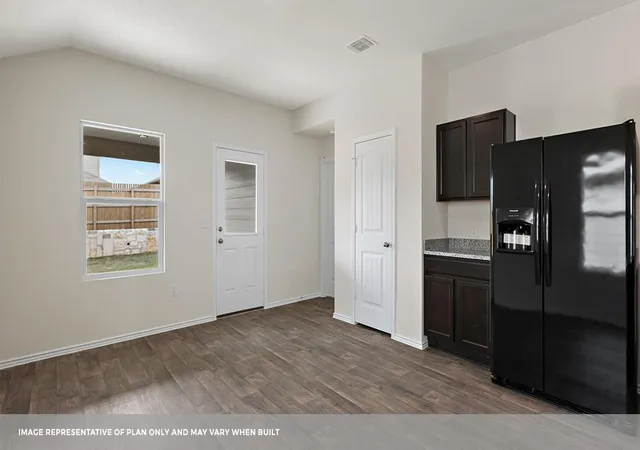 Photo 4 of Sale Pending at 20125 Heinrich Ln, Manor, TX 78653 | MLS# 3671087 | Listing updated on 2026-08-24
