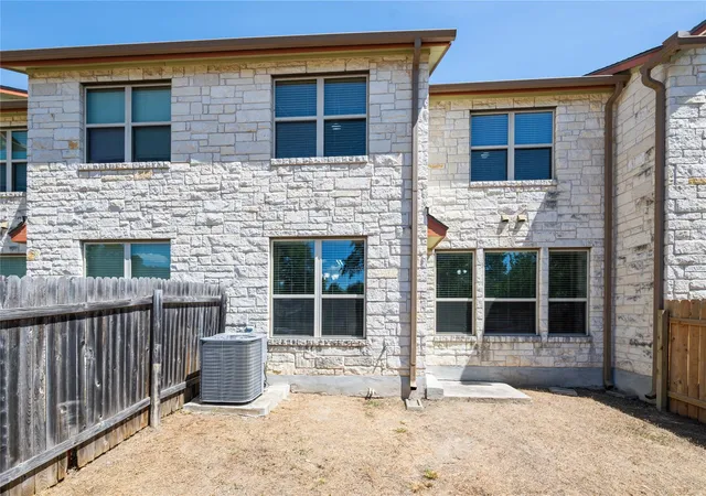 28th image of 2410 Great Oaks Dr #402, Round Rock, TX 78681 | MLS# 3745812
