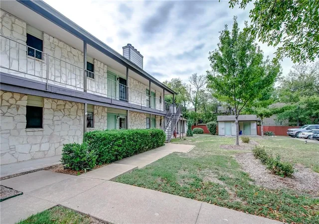 1st image of 4307 S 1st St #108, Austin, TX 78745 | MLS# 6780352