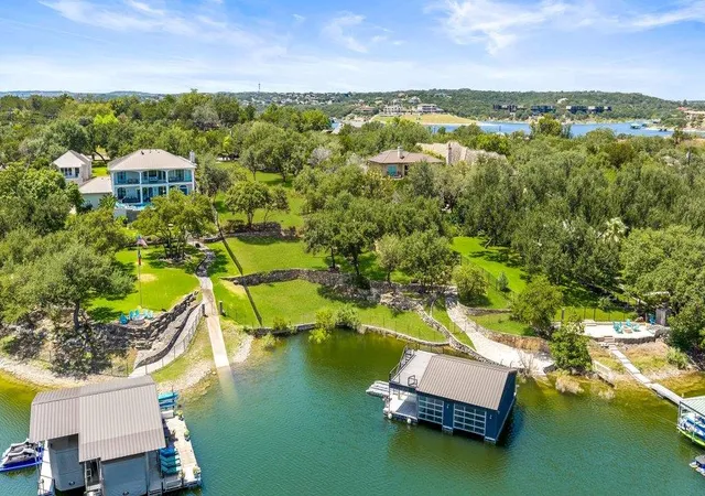 Single family home for sale at 909 Brooks Hollow Rd, Lakeway, TX 78734 | MLS# 1191410