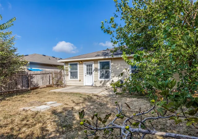Photo 25 of Single family home for sale at 1429 Poppy Seed Ln, Austin, TX 78741 | MLS# 8567096 | Listing updated on 2026-08-26