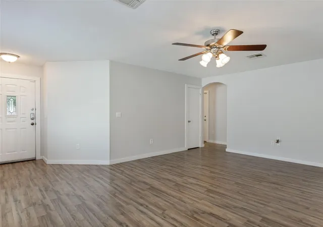 Photo 3 of Single family home for sale at 1429 Poppy Seed Ln, Austin, TX 78741 | MLS# 8567096 | Listing updated on 2026-08-26