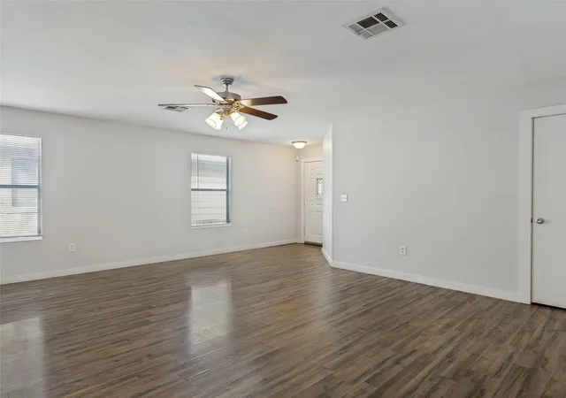Photo 3 of Single family home for sale at 1429 Poppy Seed Ln, Austin, TX 78741 | MLS# 8567096 | Listing updated on 2026-08-26