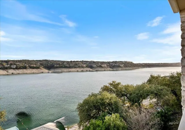 Photo 1 of Townhouse for sale at 18231 Lakepoint Cv, Lago Vista, TX 78645 | MLS# 7637089 | Listing updated on 2026-08-29