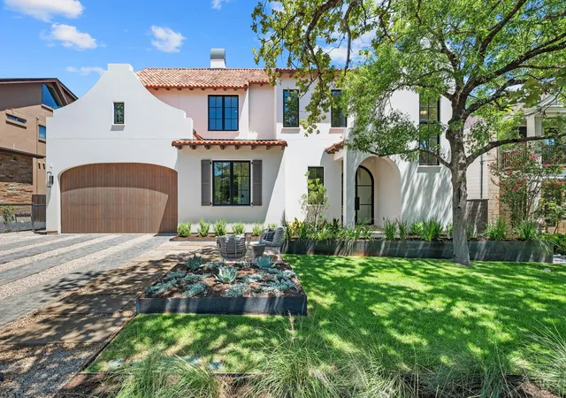 2nd image of 2114 W 11th St, Austin, TX 78703 | MLS# 6876017