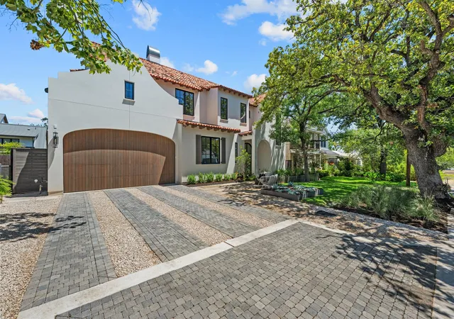 4th image of 2114 W 11Th St, Austin, TX 78703 | MLS# 6876017