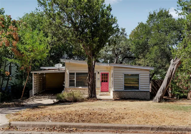 1st image of 2111 W 10th St, Austin, TX 78703 | MLS# 2725827