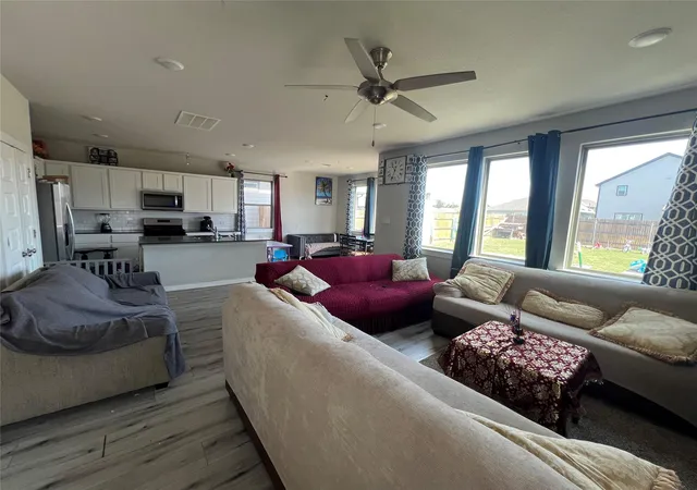 Photo 3 of Single family home for sale at 172 Coppers Wy, Elgin, TX 78621 | MLS# 4513446 | Listing updated on 2026-08-31