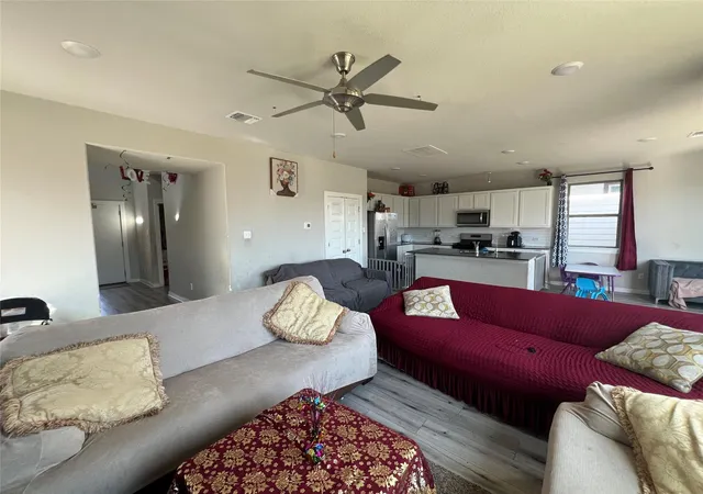 Photo 3 of Single family home for sale at 172 Coppers Wy, Elgin, TX 78621 | MLS# 4513446 | Listing updated on 2026-08-31