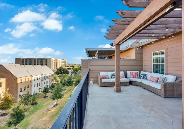Photo 3 of Townhouse for sale at 1036 Highknoll Ln, Georgetown, TX 78628 | MLS# 5562891 | Listing updated on 2026-09-26