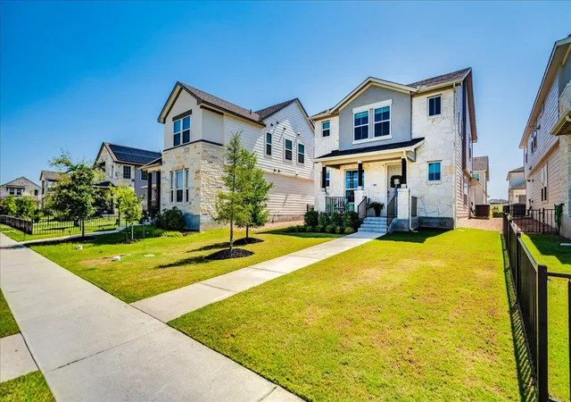 Photo 3 of Single family home for sale at 269 Star Mountain Ln, Dripping Springs, TX 78620 | MLS# 3360394 | Listing updated on 2026-09-15