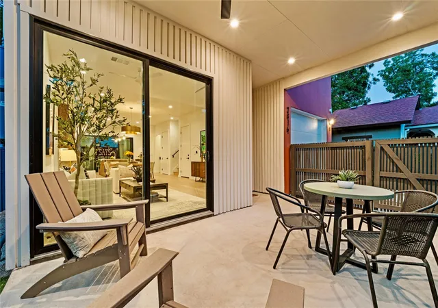 2nd image of 2816 Garwood St, Austin, TX 78702