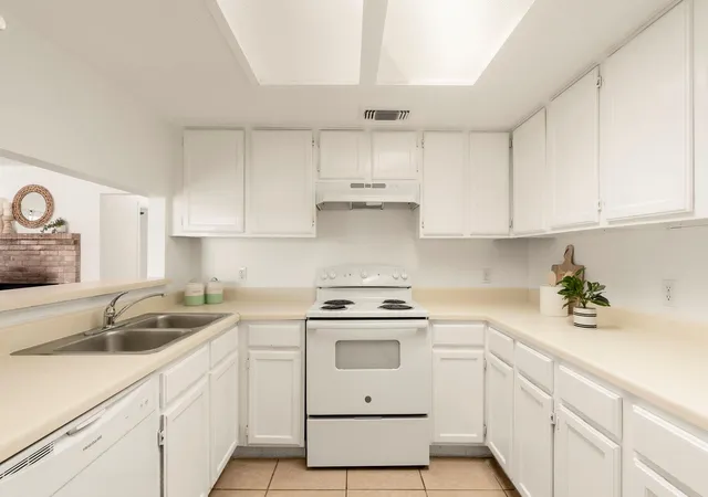 Photo 3 of House for sale at 2637 Alcott Ln, Austin, TX 78748 | MLS# 3642230 | Listing updated on 2026-10-22
