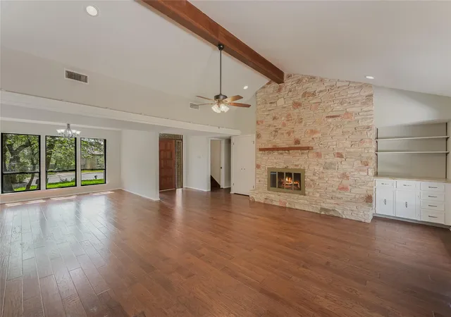 Photo 4 of Single family home for sale at 7704 Bramblewood Cir, Austin, TX 78731 | MLS# 3419607 | Listing updated on 2026-08-22