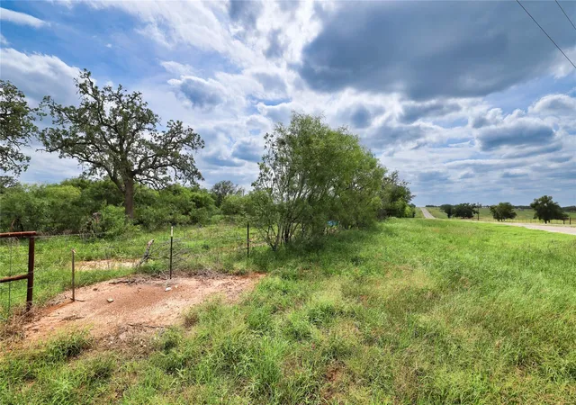 4th image of 9296 Fm 713, Dale, TX 78616 | MLS# 9868430