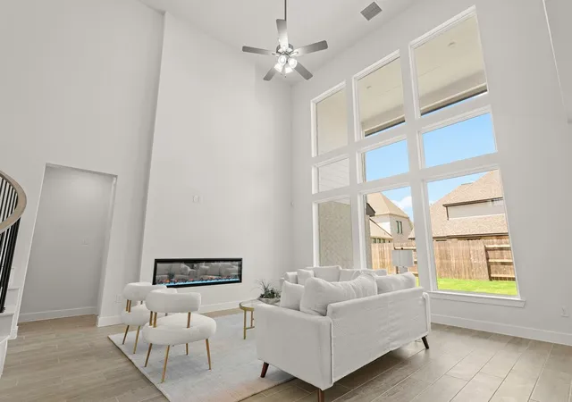 Photo 3 of Single family home for sale at 305 Snakeroot Trl, Georgetown, TX 78633 | MLS# 1758519 | Listing updated on 2026-10-27