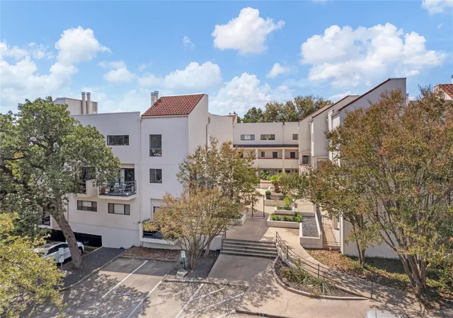 1st image of 2605 Enfield Rd #221, Austin, TX 78703 | MLS# 3122553