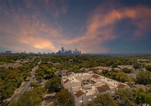 16th image of 2605 Enfield Rd #221, Austin, TX 78703 | MLS# 3122553