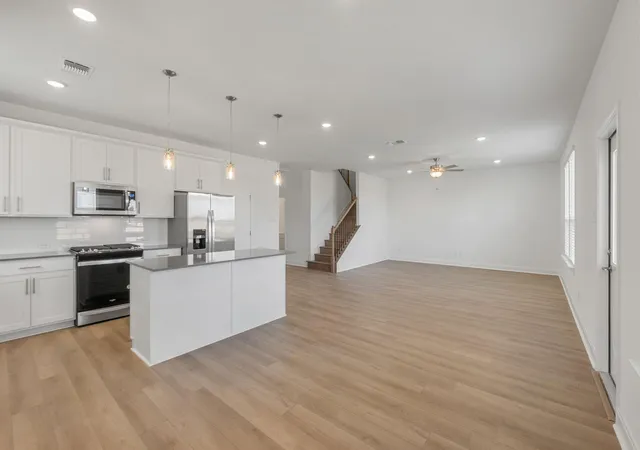 Photo 3 of Single family home for sale at 401 Mildred Pr, Georgetown, TX 78626 | MLS# 3994078 | Listing updated on 2026-10-07