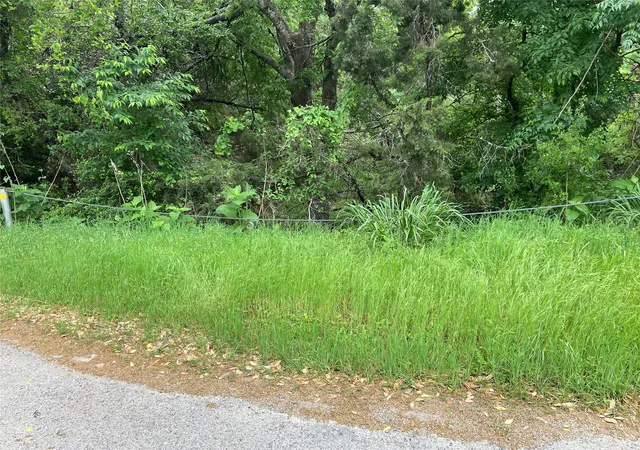 Photo 2 of Land for sale at 20901 Park Dr, Lago Vista, TX 78645 | MLS# 6048894 | Listing updated on 2026-08-27