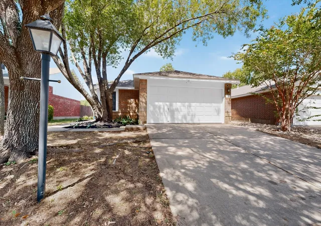 Photo 2 of Single family home for sale at 1825 Friars Tale Ln, Austin, TX 78748 | MLS# 9054059 | Listing updated on 2026-08-31