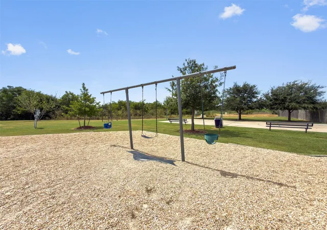 40th image of 724 Lavaca Loop, Elgin, TX 78621 | MLS# 9470499