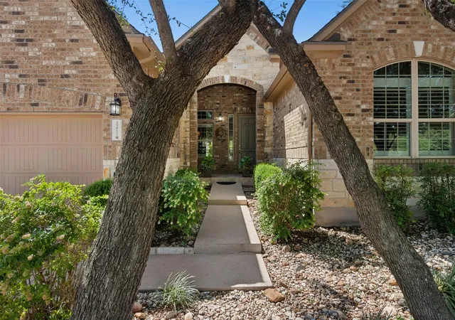 Photo 3 of Single family home for sale at 15612 Pontic Pass, Bee Cave, TX 78738 | MLS# 8874358 | Listing updated on 2026-08-30