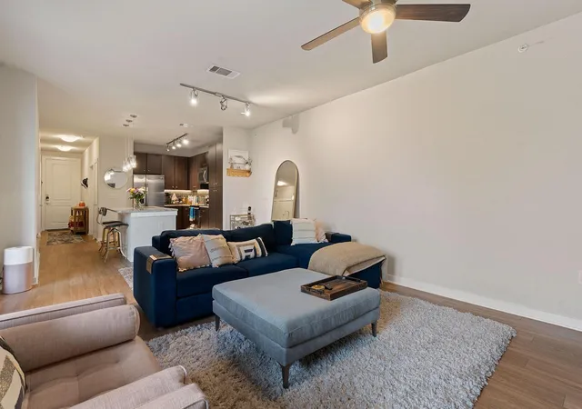 4th image of 1900 Barton Springs Rd #5031, Austin, TX 78704 | MLS# 6777479