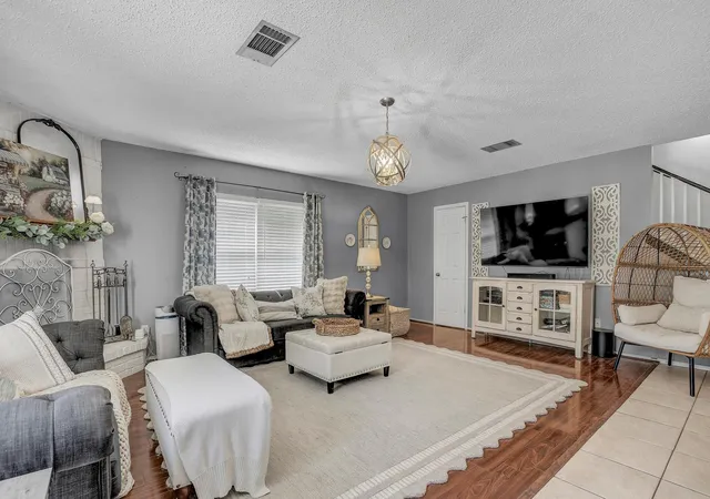 Photo 3 of Single family home for sale at 1022 Silverstone Ln, Cedar Park, TX 78613 | MLS# 4186170 | Listing updated on 2026-09-18