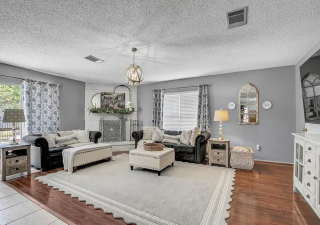 Photo 3 of Single family home for sale at 1022 Silverstone Ln, Cedar Park, TX 78613 | MLS# 4186170 | Listing updated on 2026-09-18