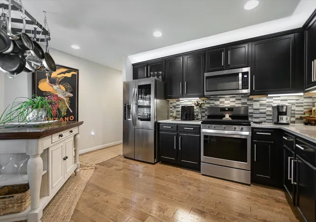 2nd image of 200 Comal Ln, Georgetown, TX 78633 | MLS# 8188365
