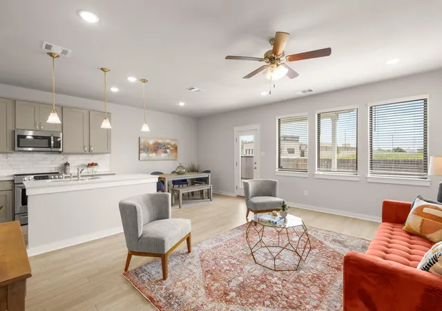 3rd image of 253 Fieldwood Dr, Buda, TX 78610