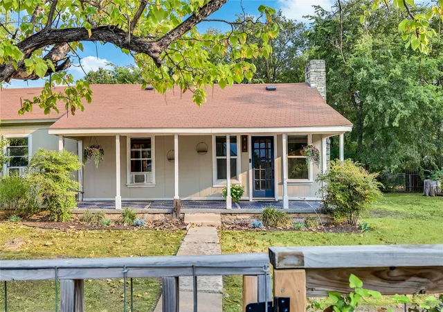 Photo 1 of Single family home for sale at 101 Patricks Aly, Liberty Hill, TX 78642 | MLS# 3335503 | Listing updated on 2026-10-07