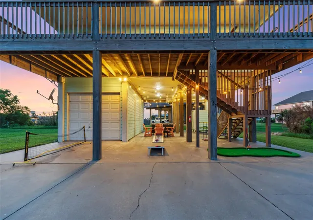 Photo 3 of Single family home for sale at 157 Verdia Dr, Crystal Beach, TX 77650 | MLS# 3427337 | Listing updated on 2026-09-24
