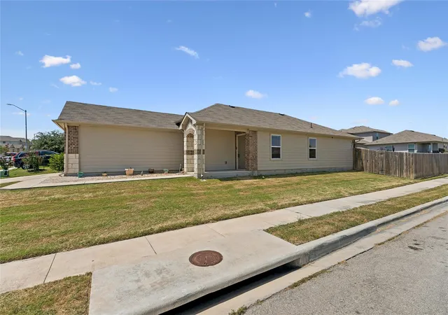 Photo 3 of Single family home for sale at 14930 Gypsum Mill Rd, Manor, TX 78653 | MLS# 1051598 | Listing updated on 2026-08-23