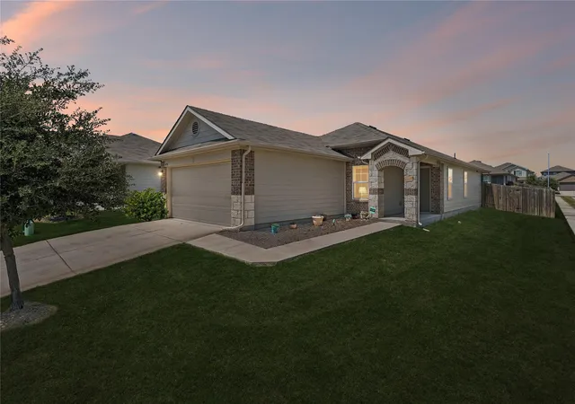Photo 4 of Single family home for sale at 14930 Gypsum Mill Rd, Manor, TX 78653 | MLS# 1051598 | Listing updated on 2026-10-03