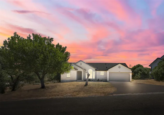 1st image of 501 Royal Ct, Horseshoe Bay, TX 78654 | MLS# 1931373