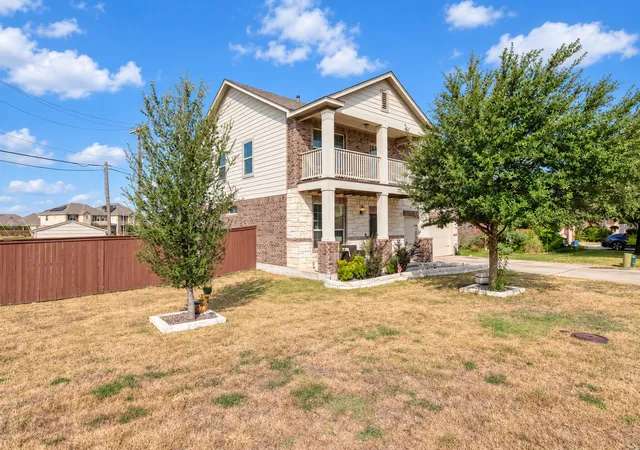 Photo 3 of Single family home for sale at 3725 Anchor Bay Dr, Pflugerville, TX 78660 | MLS# 3794129 | Listing updated on 2026-09-10