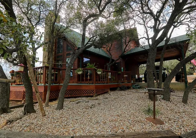 Photo 3 of Single family home for sale at 601 Echo Dr, Spicewood, TX 78669 | MLS# 6783310 | Listing updated on 2026-08-24