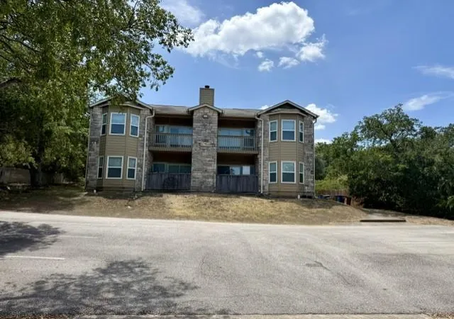Photo 1 of Sale Pending at 7311 Oak Meadow Dr, Austin, TX 78736 | MLS# 7248393 | Listing updated on 2026-08-30