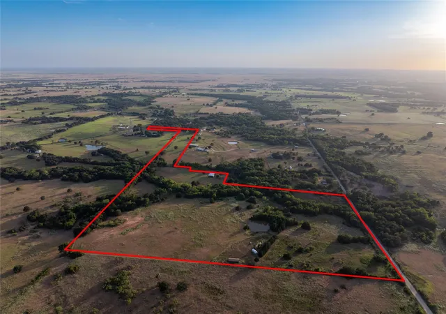 2nd image of 238 County Road 337, Rosebud, TX 76570 | MLS# 8019442