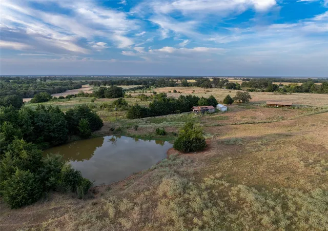 4th image of 238 County Road 337, Rosebud, TX 76570 | MLS# 8019442
