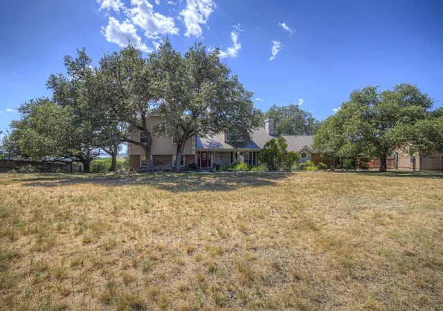 3rd image of 544 Military Dr, Canyon Lake, TX 78133 | MLS# 6207761