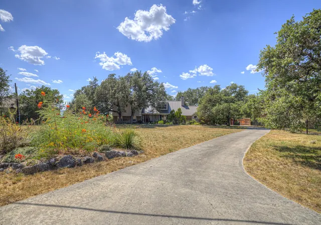 4th image of 544 Military Dr, Canyon Lake, TX 78133 | MLS# 6207761