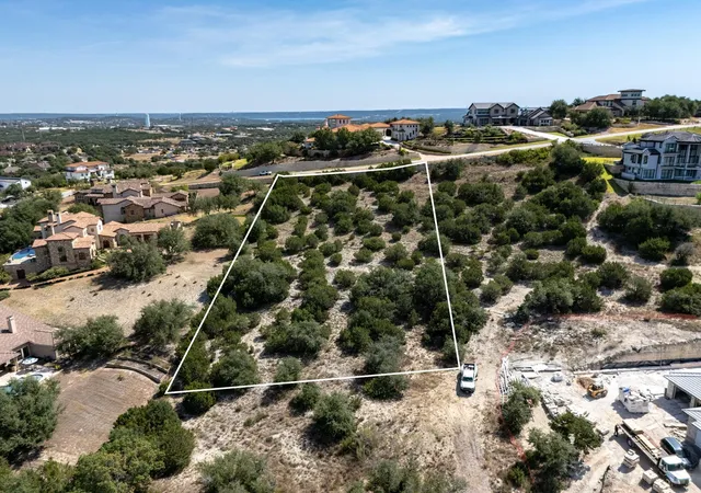 Photo 4 of Land for sale at 104 Piazza Vetta Dr, Lakeway, TX 78734 | MLS# 8298594 | Listing updated on 2026-09-04