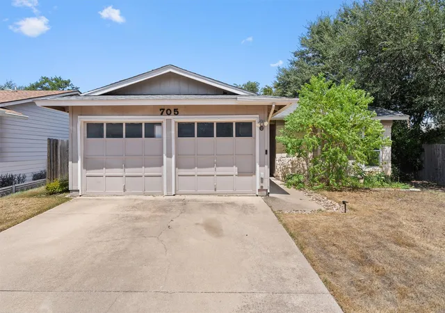 Photo 2 of Single family home for sale at 705 Chestnut Xing, Cedar Park, TX 78613 | MLS# 2169782 | Listing updated on 2026-09-24